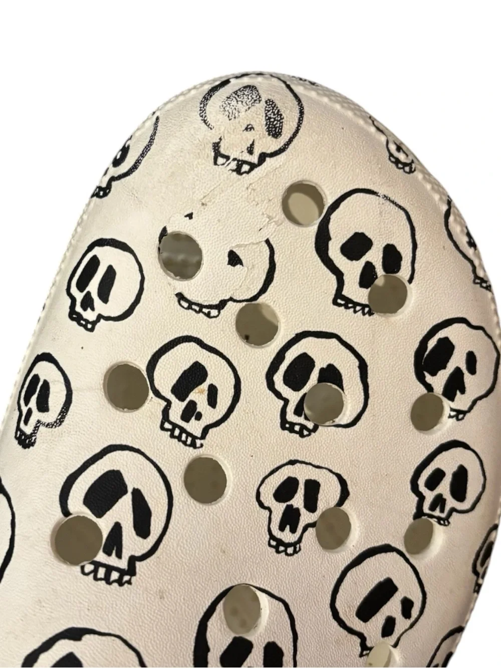 CROCS Classic Skull Print Clog